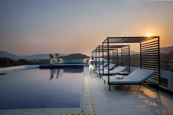 radisson resort khopoli