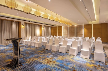 radisson resort khopoli