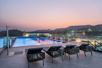 radisson resort khopoli