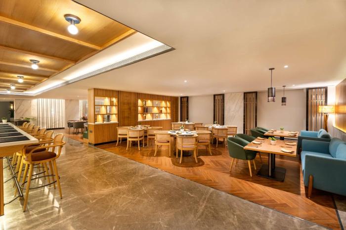 radisson resort khopoli