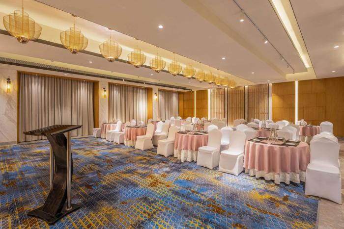 radisson resort khopoli