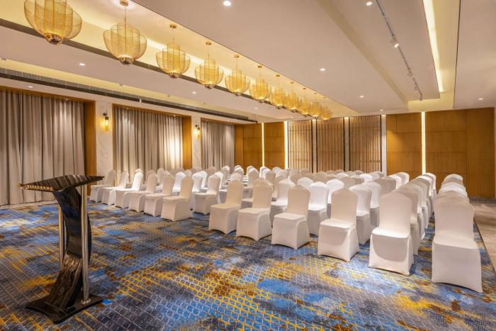 radisson resort khopoli