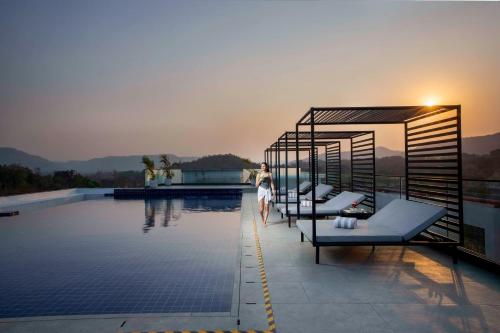 radisson resort khopoli