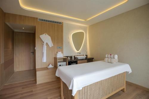 radisson resort and spa khopoli