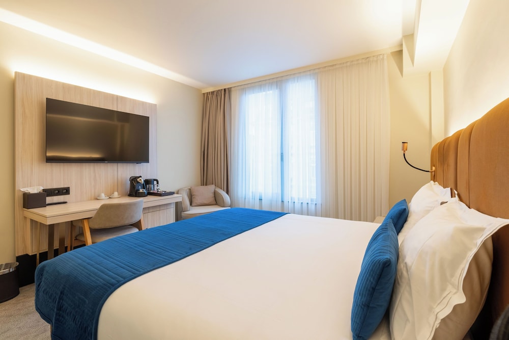 the liman hotel