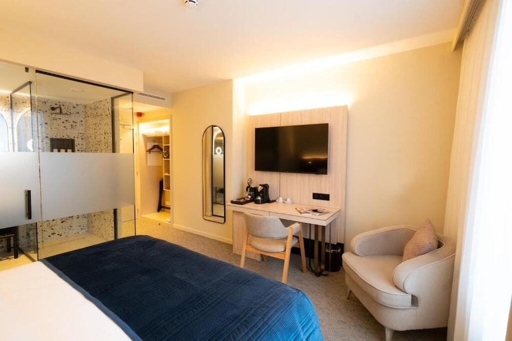 the liman hotel