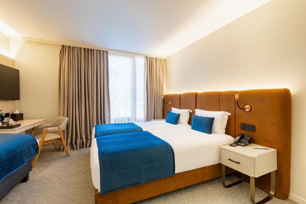 the liman hotel