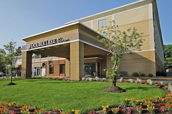 doubletree by hilton mahwah