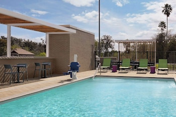 home2 suites by hilton san juan