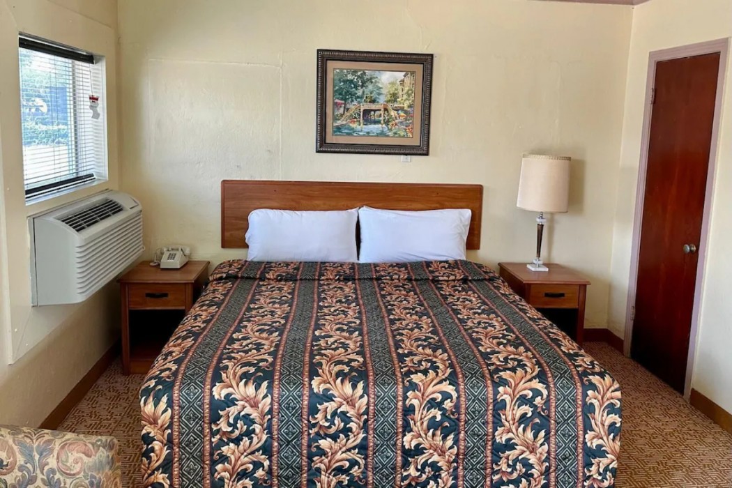 alamo oasis inn and suites by oyo san antonio