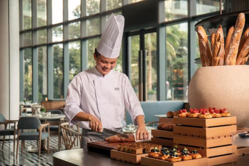 crowne plaza sanya yazhou bay by ihg