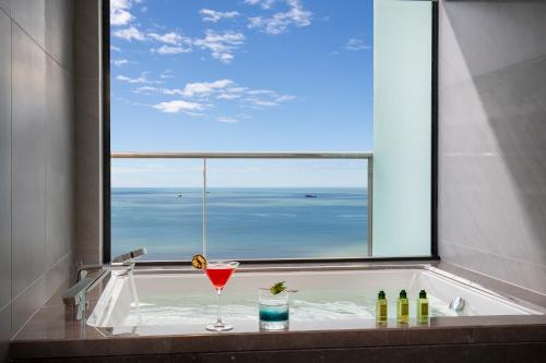 crowne plaza sanya yazhou bay by ihg
