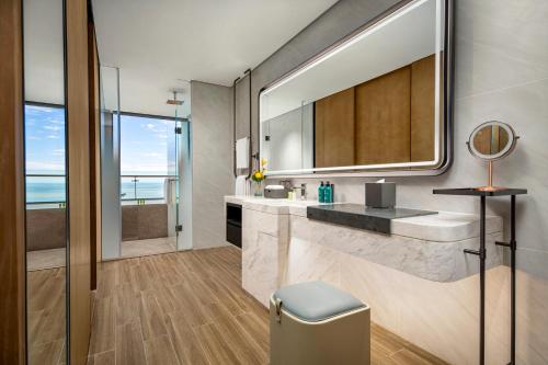 crowne plaza sanya yazhou bay by ihg