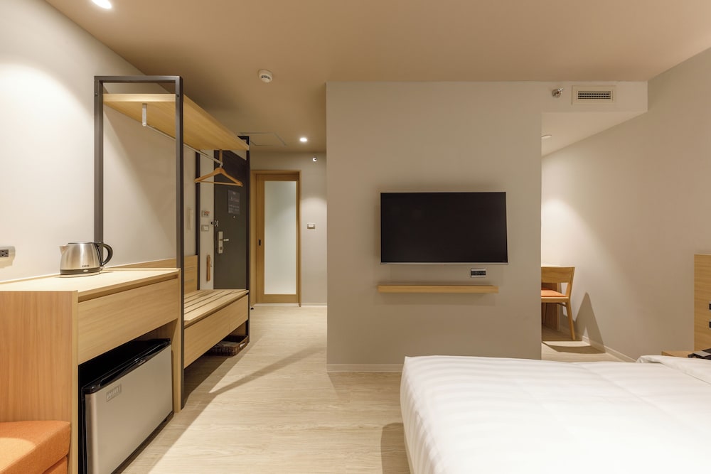 nishitetsu hotel croom bangkok silom