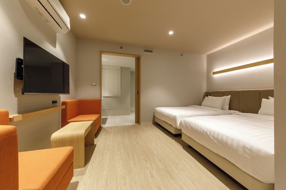 nishitetsu hotel croom bangkok silom