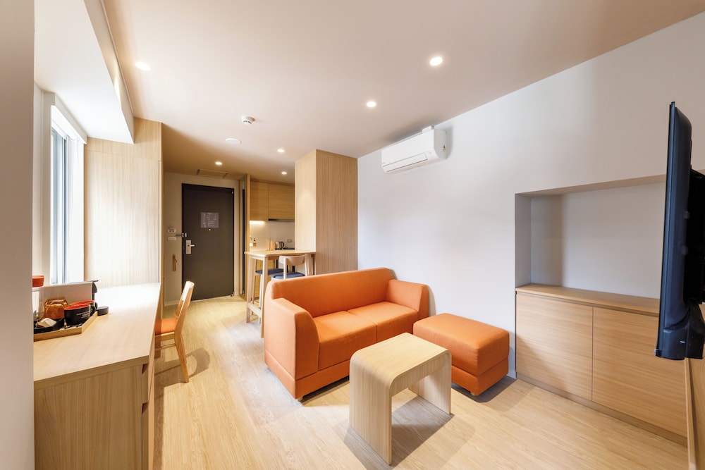 nishitetsu hotel croom bangkok silom