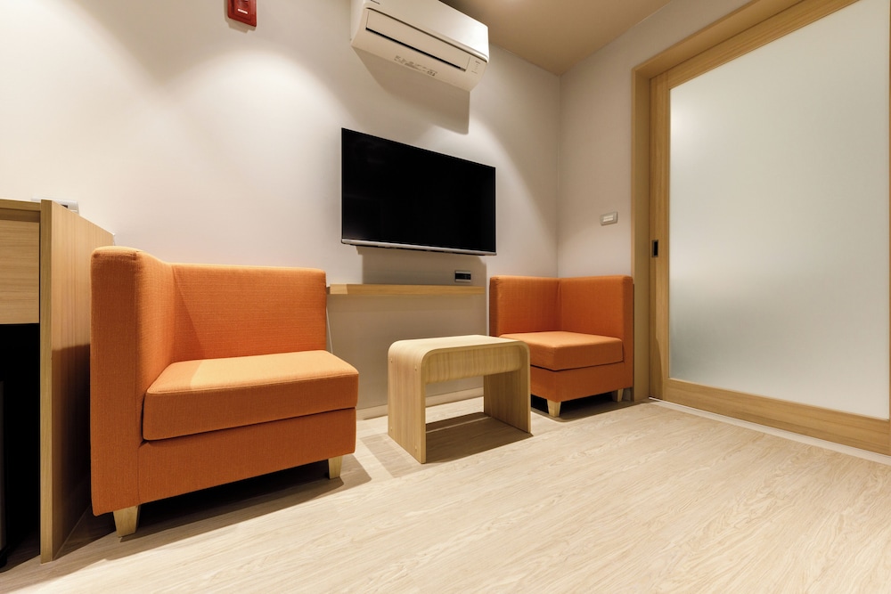 nishitetsu hotel croom bangkok silom