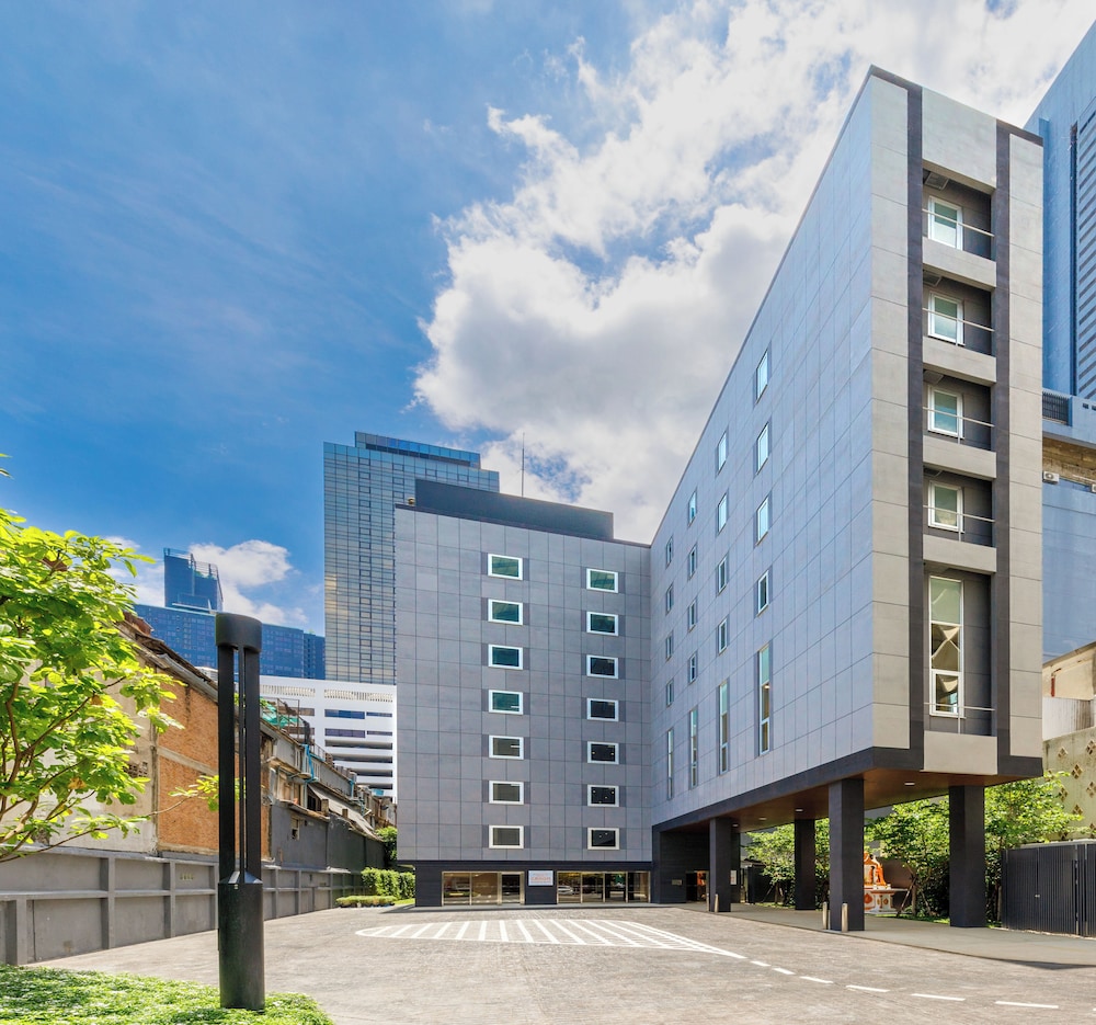 nishitetsu hotel croom bangkok silom