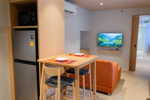 nishitetsu hotel croom bangkok silom