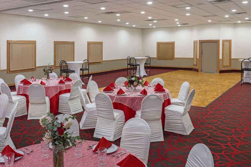 americinn by wyndham janesville