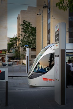 caesar premier jerusalem