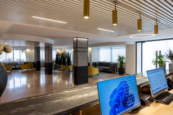 caesar premier jerusalem