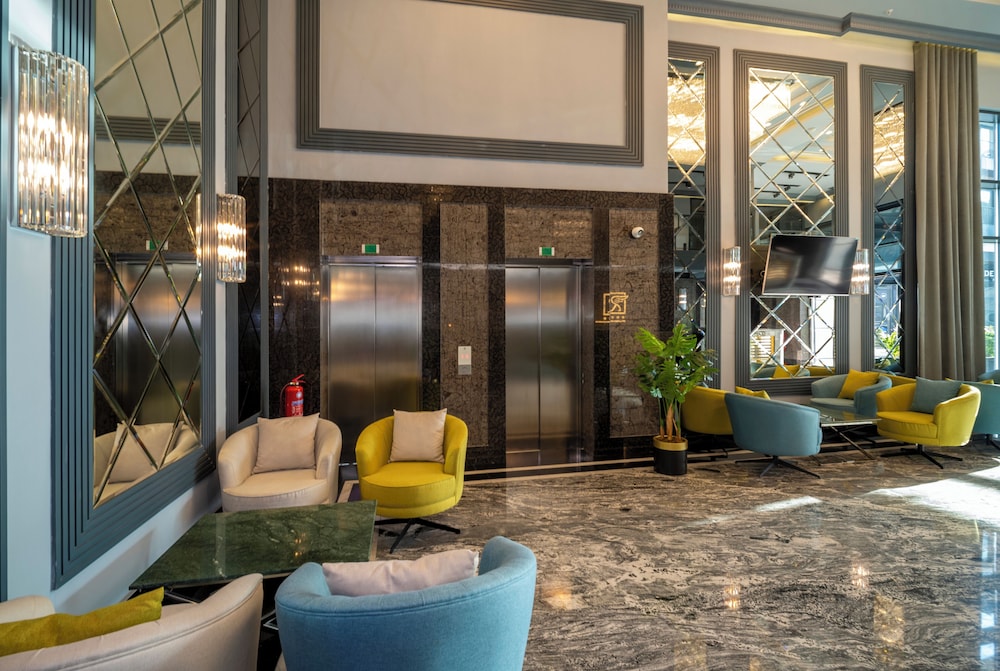 rusel park residence