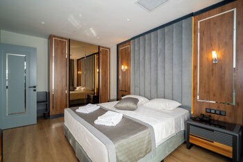 rusel park residence