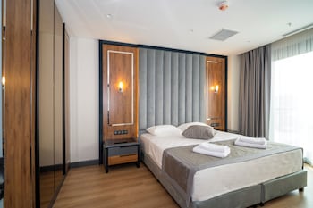 rusel park residence