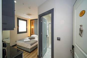 rusel park residence