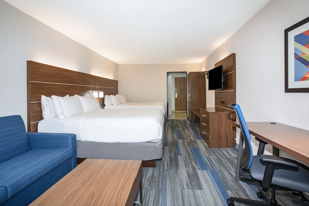holiday inn express kansas city at the legends