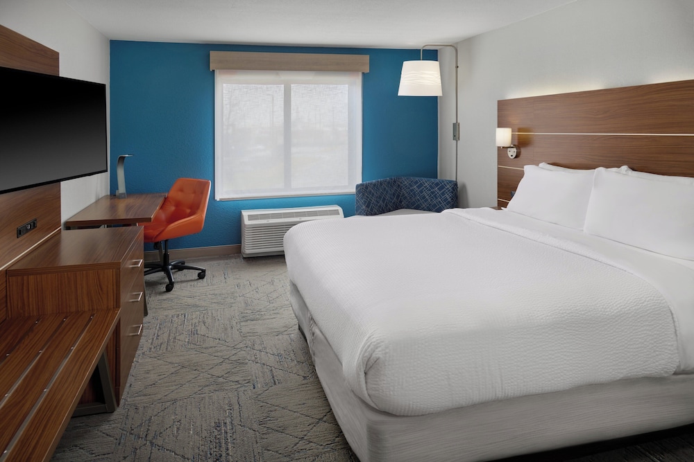 holiday inn express kansas city at the legends