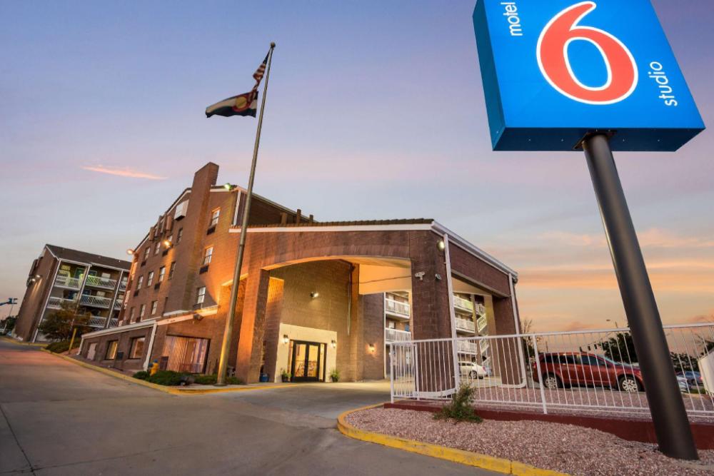 motel 6 colorado springs co air force academy