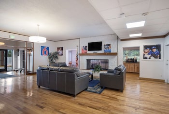 motel 6 colorado springs co air force academy