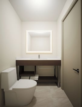 holiday inn express corpus christi beachfront