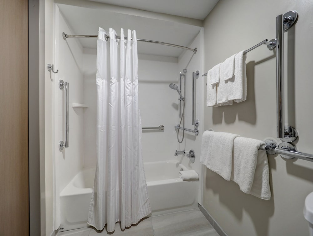 holiday inn express corpus christi beachfront