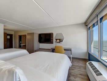 holiday inn express corpus christi beachfront