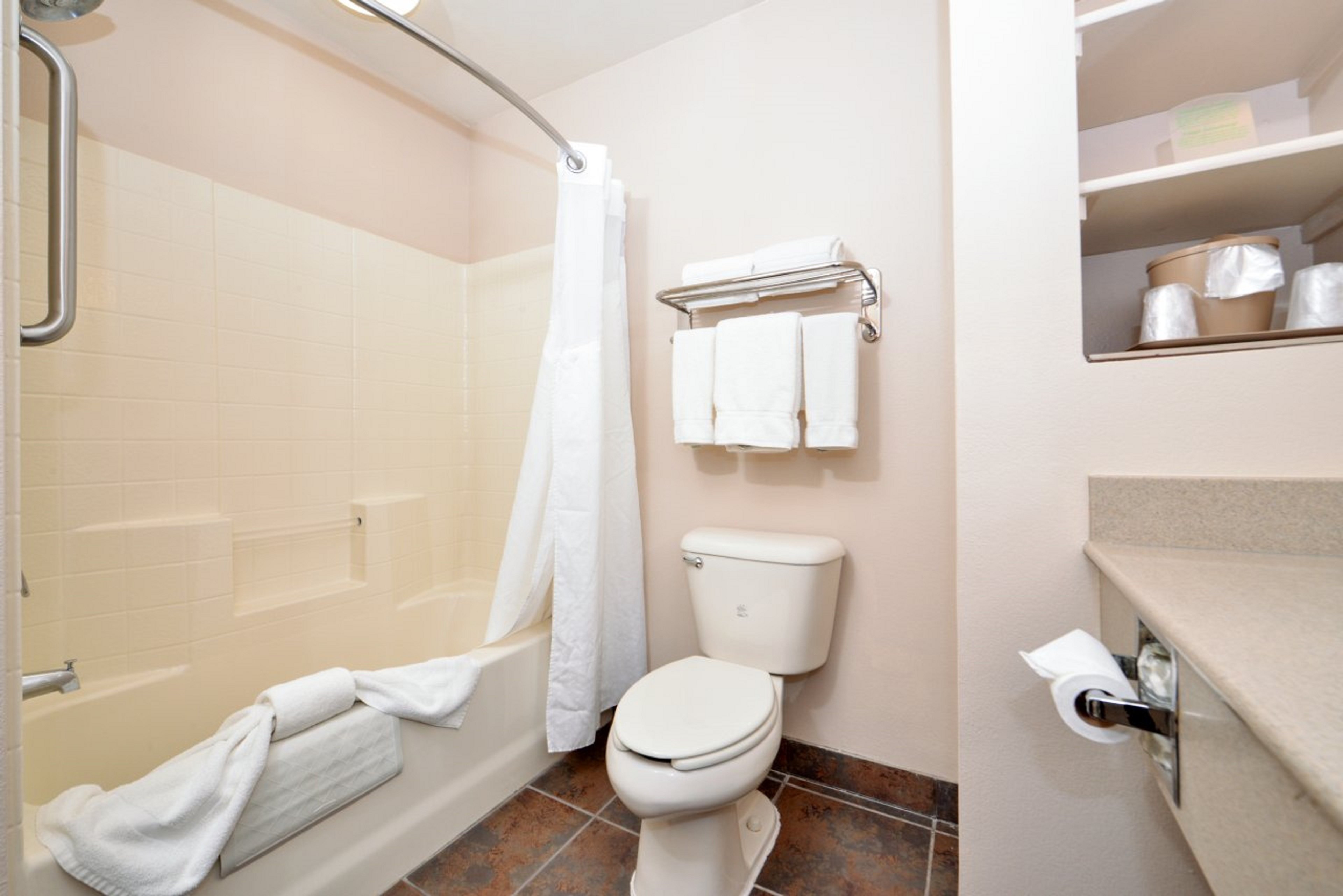holiday inn express hotel and suites kingman by ihg