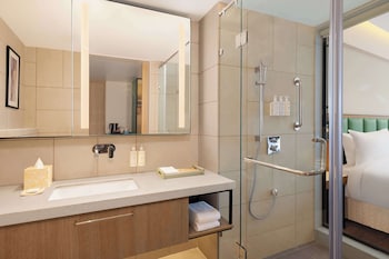 hilton garden inn surat city centre