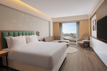 hilton garden inn surat city centre