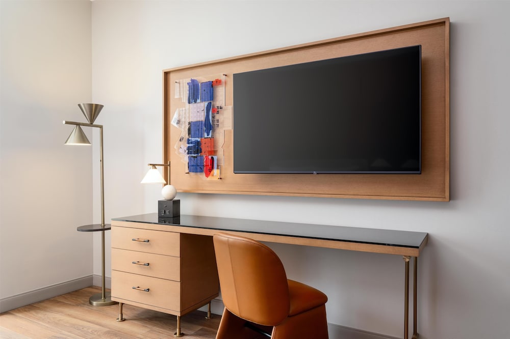 the nobleman fort worth tapestry collection by hilton