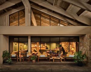 field and stream lodge bozeman