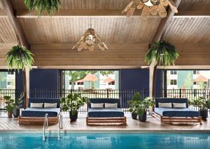 field and stream lodge bozeman