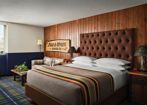 field and stream lodge bozeman