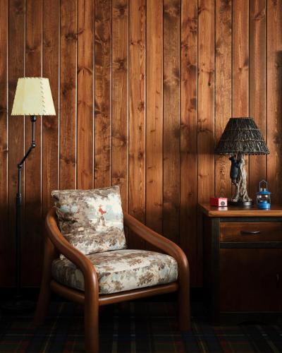 field and stream lodge bozeman