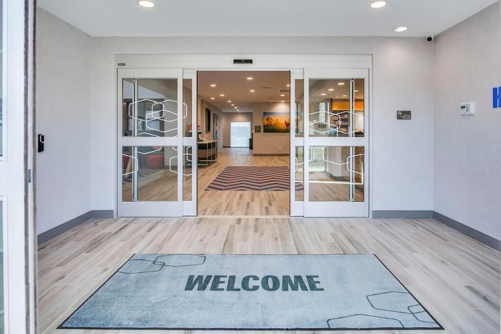 hampton inn and suites by hilton louisville east oxmoor