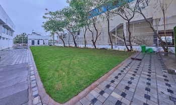 grand continent mahabalipuram