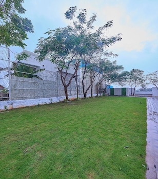 grand continent mahabalipuram