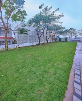 grand continent mahabalipuram