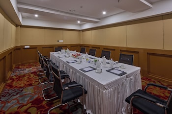 grand continent mahabalipuram